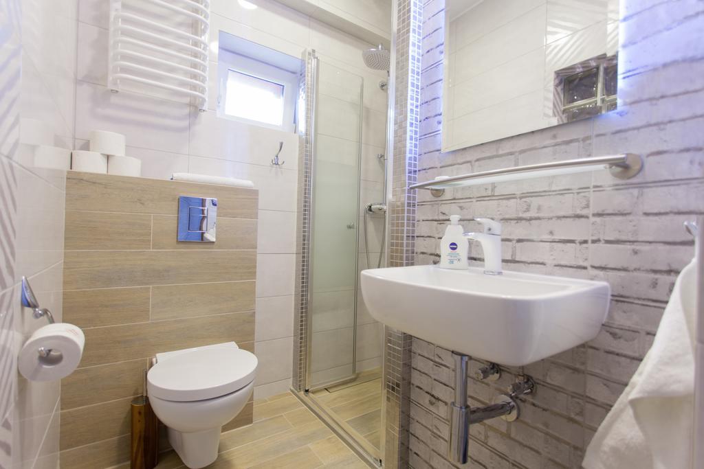 Villa Anna Gdansk - Noclegi Rooms - Free Parking Exterior photo